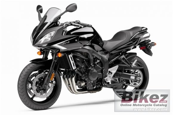 2010 Yamaha FZ6 photo